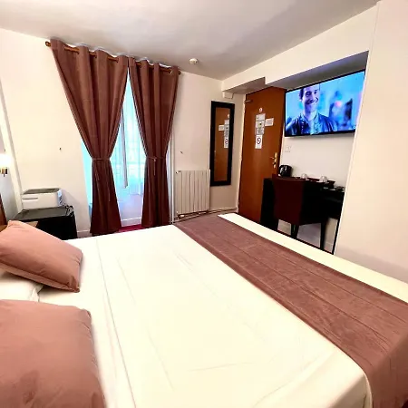 Hotel Le Nouvel Du Theatre 3*