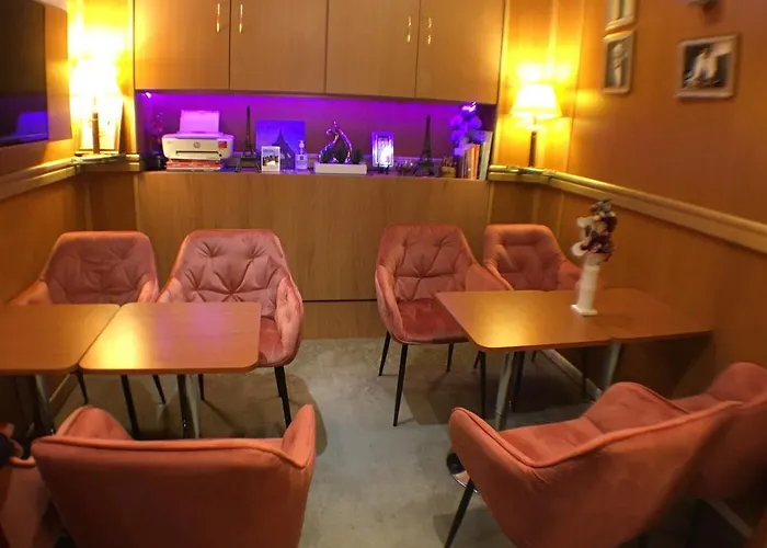 Отель Le Nouvel Du Theatre 3*