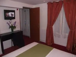 Le Nouvel Du Theatre Отель