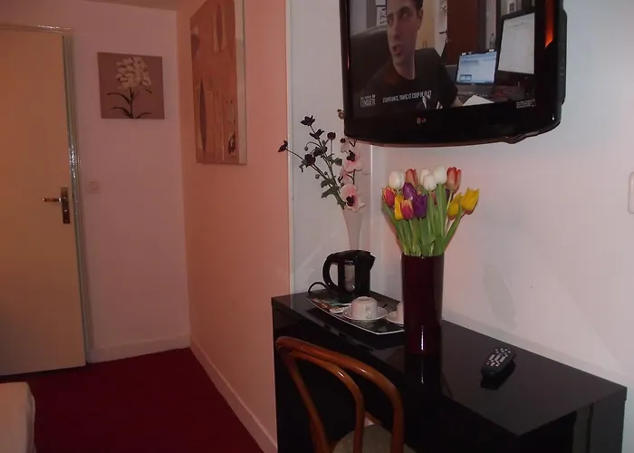 Le Nouvel Du Theatre 3*