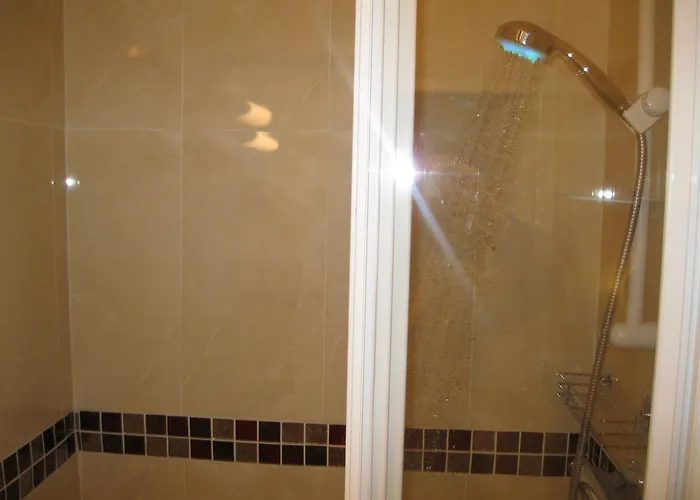 Le Nouvel Du Theatre Отель 3*