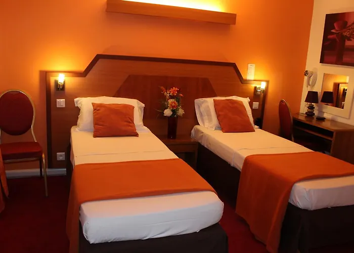 Le Nouvel Du Theatre Париж