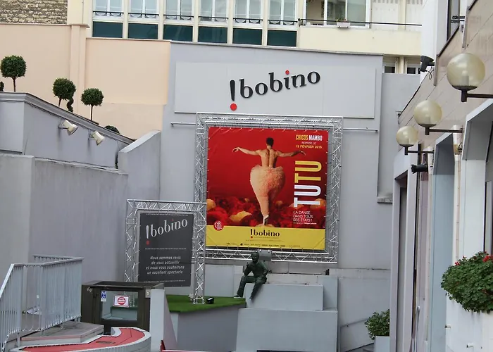 Отель Le Nouvel Du Theatre Париж